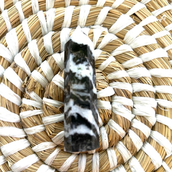 Zebra Jasper Point - Picture 2 of 4